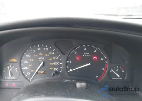 2000 Saturn Sl1 z USA, uszkodzony, nr VIN 1G8ZH5287YZ248604